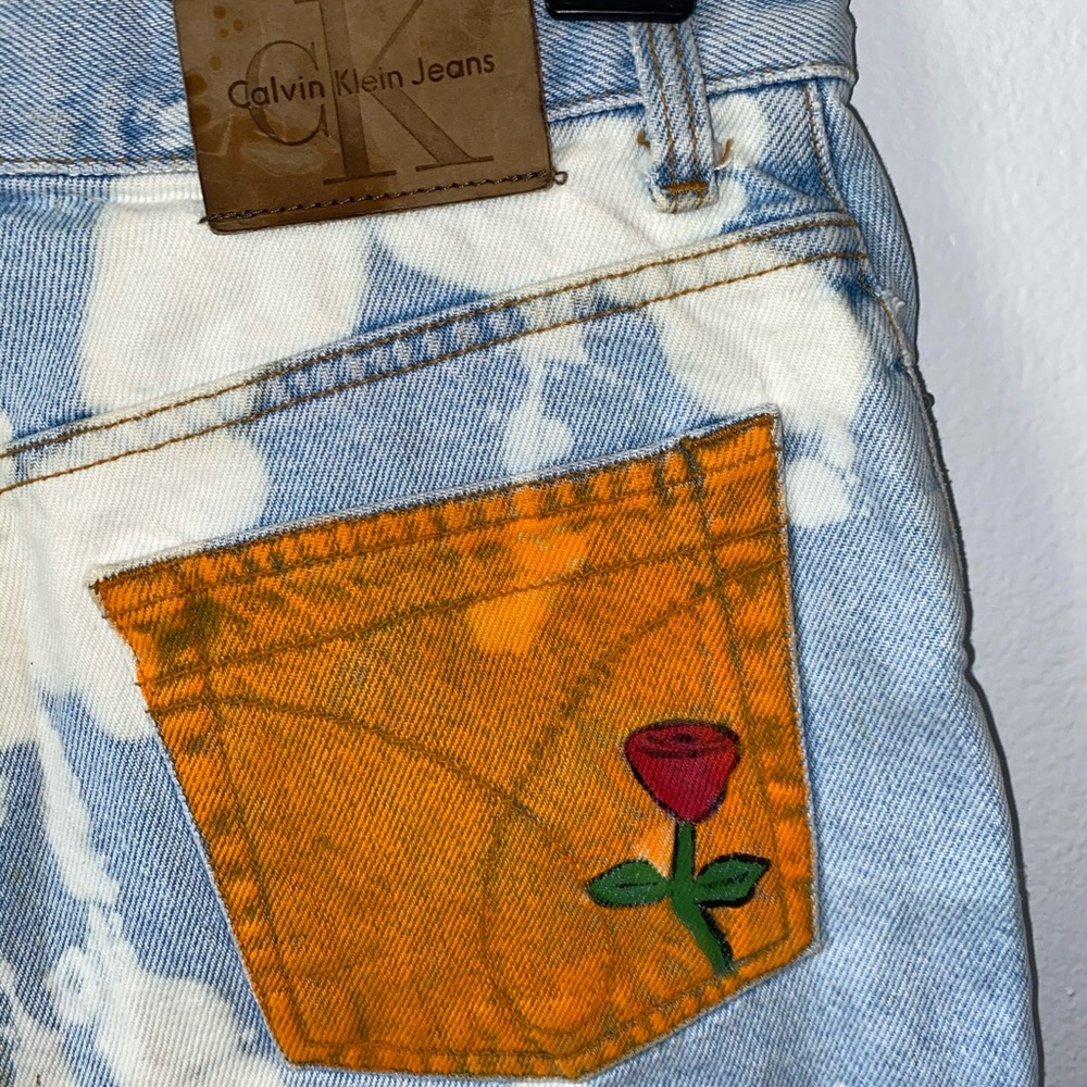 Calvin Klein Tie Dye High Waisted Shorts - Picture 3 of 6